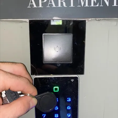 Crystal Grey Elite 1 Apartament Serres
